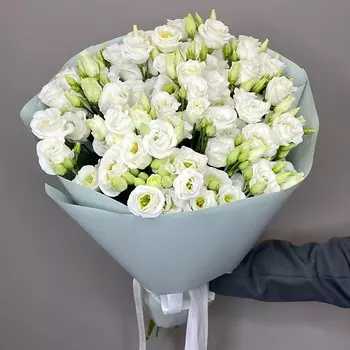 ELEVEN FLOWERS Букет Нежная эустома