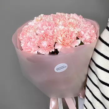 ELEVEN FLOWERS Букет Нежные диантусы