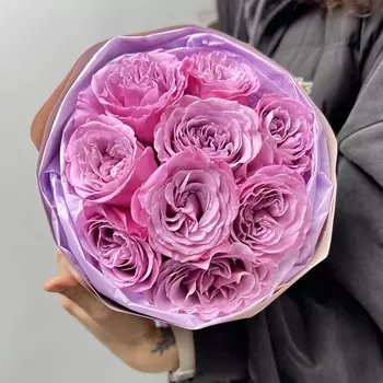 FLORES Розовые пионовидные розы QUEENS CROWN - 9 роз в воздушной упаковке