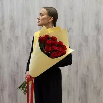 ФЛОРИКА Букет из 15 красных роз