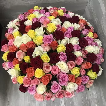 FLORPRO 151 роза микс в корзине