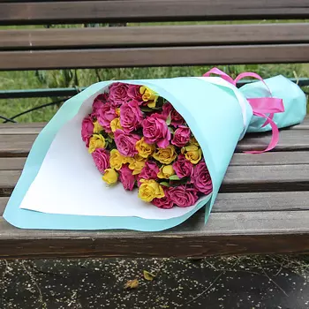 FLORPRO 15 кустовых роз Микс №1