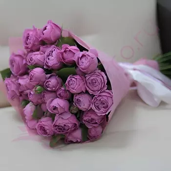 FLORPRO 15 пионовидных кустовых роз Мисти Баблс