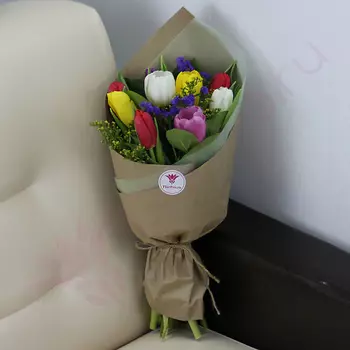 FLORPRO 9 тюльпанов микс, зелень, упаковка (мин. заказ от 5 шт)