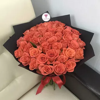 FLORPRO Букет 51 оранжевая роза