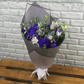 FLORPRO Букет из эустом и орхидеи