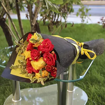 FLORPRO Букет комплимент №1