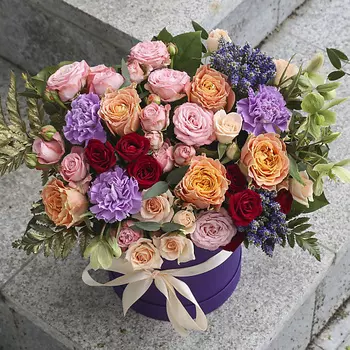 FLORPRO Коробка с цветами «Мелания»