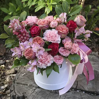 FLORPRO Коробка с цветами «Вечерний каппучино»