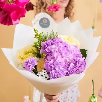 FLOWERY Букет "Яркие ноты M"