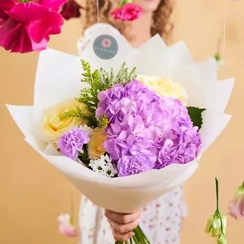 FLOWERY Композиция "Яркие ноты M"