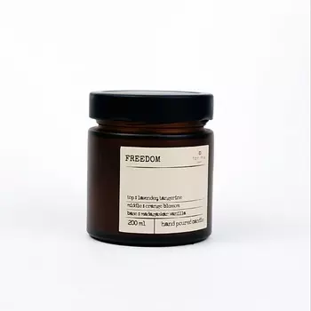 FOR ME CANDLE Ароматическая свеча с деревянным фитилем Freedom 200