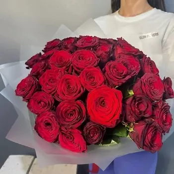 GLOW FLOWERS Букет красных роз