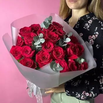 GLOW FLOWERS Букет красных роз