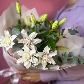 GLOW FLOWERS Букет Лилии, монобукет свежих цветов