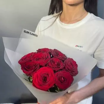 GLOW FLOWERS Моно-букет из 9 красных Роз