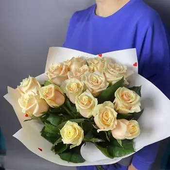 GLOW FLOWERS Монобукет из 15 нежных роз