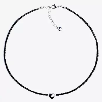 HIGHER-AURA Чокер из белого бисера с гематитовым сердцем