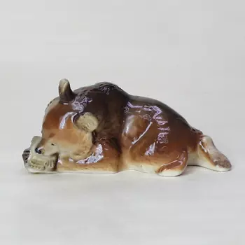 ИМПЕРАТОРСКИЙ ФАРФОРОВЫЙ ЗАВОД Скульптура "Медвежонок с сотами"