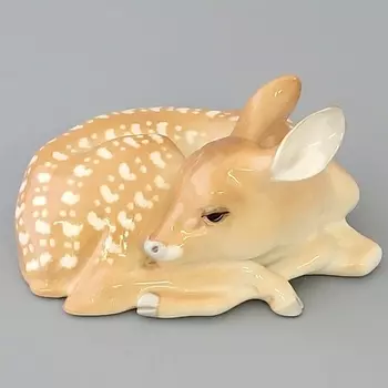 ИМПЕРАТОРСКИЙ ФАРФОРОВЫЙ ЗАВОД Скульптура "Олененок"