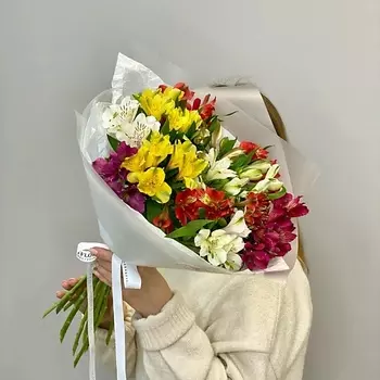 JULES FLOWER ATELIER Букет из альстромерий Микс 15 штук