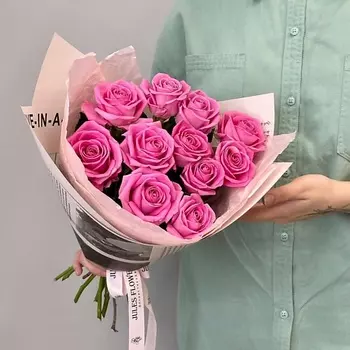 JULES FLOWER ATELIER «Dream» букет из розовых роз Аква