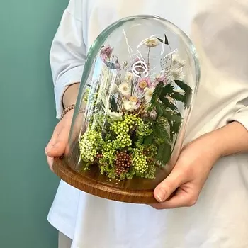 JULES FLOWER ATELIER Клош с сухоцветами и стабилизированными цветами