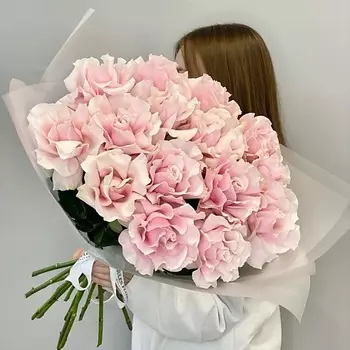 JULES FLOWER ATELIER «Магия нежности» Букет из роз премиум