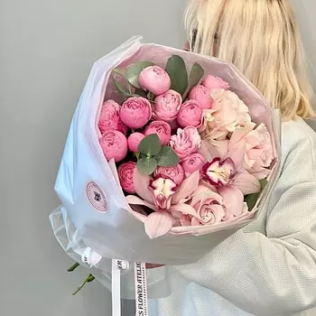 JULES FLOWER ATELIER «Pink fresh букет из и орхидей