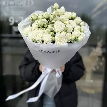 KIWIGIFTS Букет цветов живые из кустовых роз