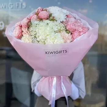 KIWIGIFTS Букет цветов живые кустовые розы, гортензии, хризантема, гвоздики