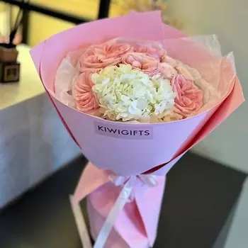 KIWIGIFTS Букет цветов живые Розы, Гортензия