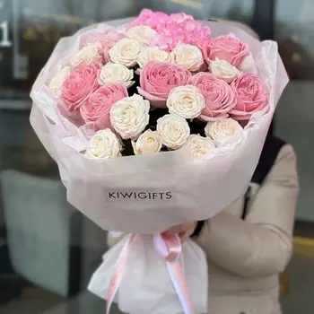 KIWIGIFTS Букет цветов живые Розы, Гортензия