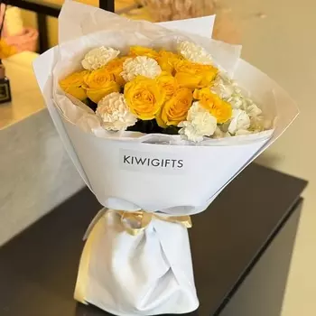 KIWIGIFTS Букет цветов живые Розы, Гортензия, Диантус