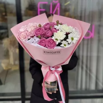 KIWIGIFTS Букет цветов живые Розы, Гортензия, Диантус, Хризантема