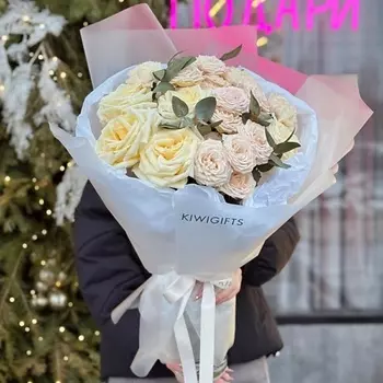 KIWIGIFTS Букет цветов живые Розы, Гвоздики, Эвкалипт