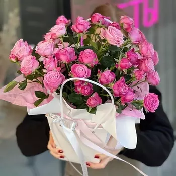 KIWIGIFTS Букет цветов живые Розы кустовые