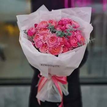 KIWIGIFTS Букет цветов живые Розы кустовые