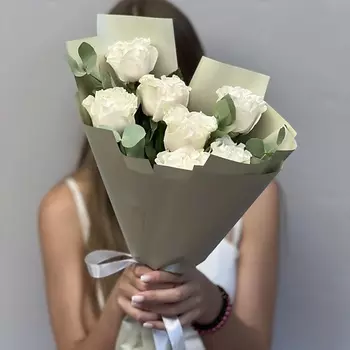 КОЛИБРИ ЦВЕТОЧНЫЙ САЛОН Букет из белой пионовидной розы