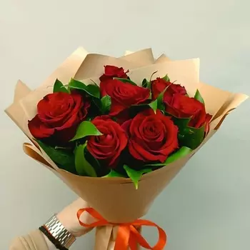 КОЛИБРИ ЦВЕТОЧНЫЙ САЛОН Моно из 7 красных роз