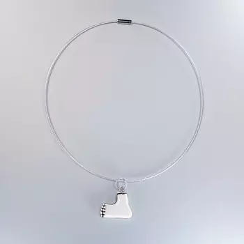 LA PALME ARTISAN CERAMICA Колье с подвеской авторское Спешу нога Л