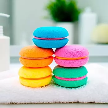 LABORATORY KATRIN Набор бомбочек для ванн «Le macarons» 250.0
