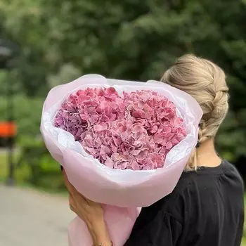 LE BOUQUET Букет из трёх гортензий
