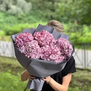 LE BOUQUET Пышный букет сиреневых гортензий