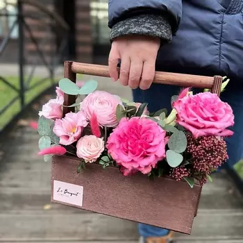 LE BOUQUET Ранункулюсы с пионовидными розами и эустомой