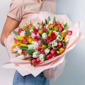 LetuFlowers Букет из разноцветных тюльпанов 101 шт.