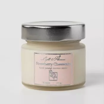 LIGHT&FLAVOUR Ароматическая свеча "Клубничный чизкейк"