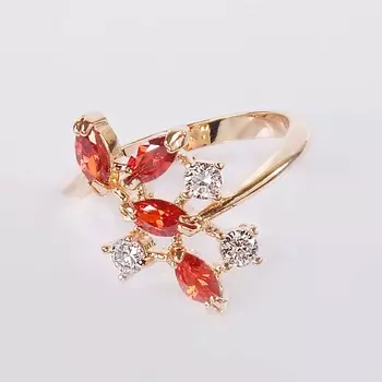 LJ Кольцо с гранатом "Искристые лепестки"