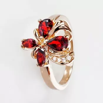 LJ Кольцо с гранатом "Весенний цветок"