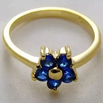 LJ Кольцо со шпинелью "Цветочек"